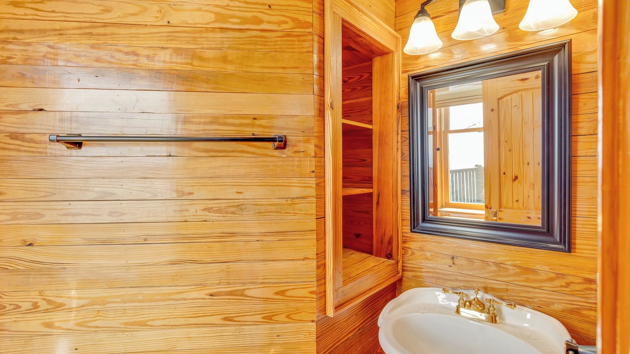 Photo of Bathroom in Menlo