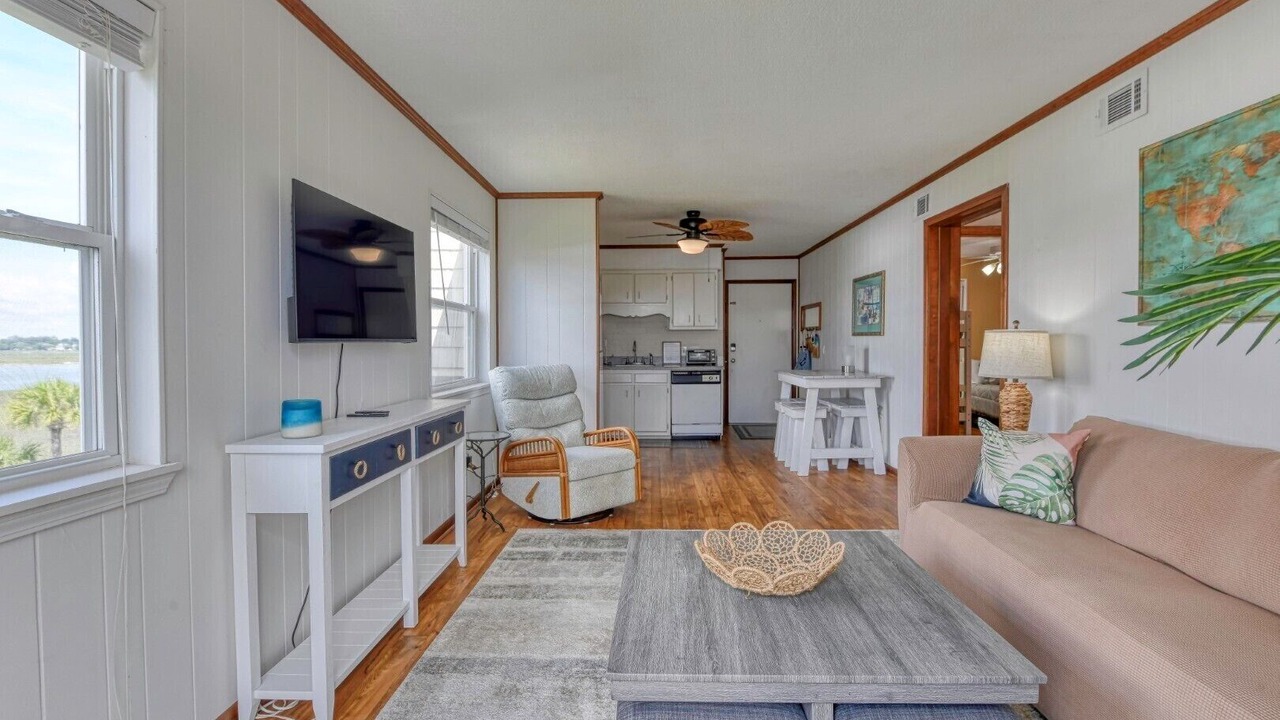 Photo of Livingroom in Gulf Stream Estates