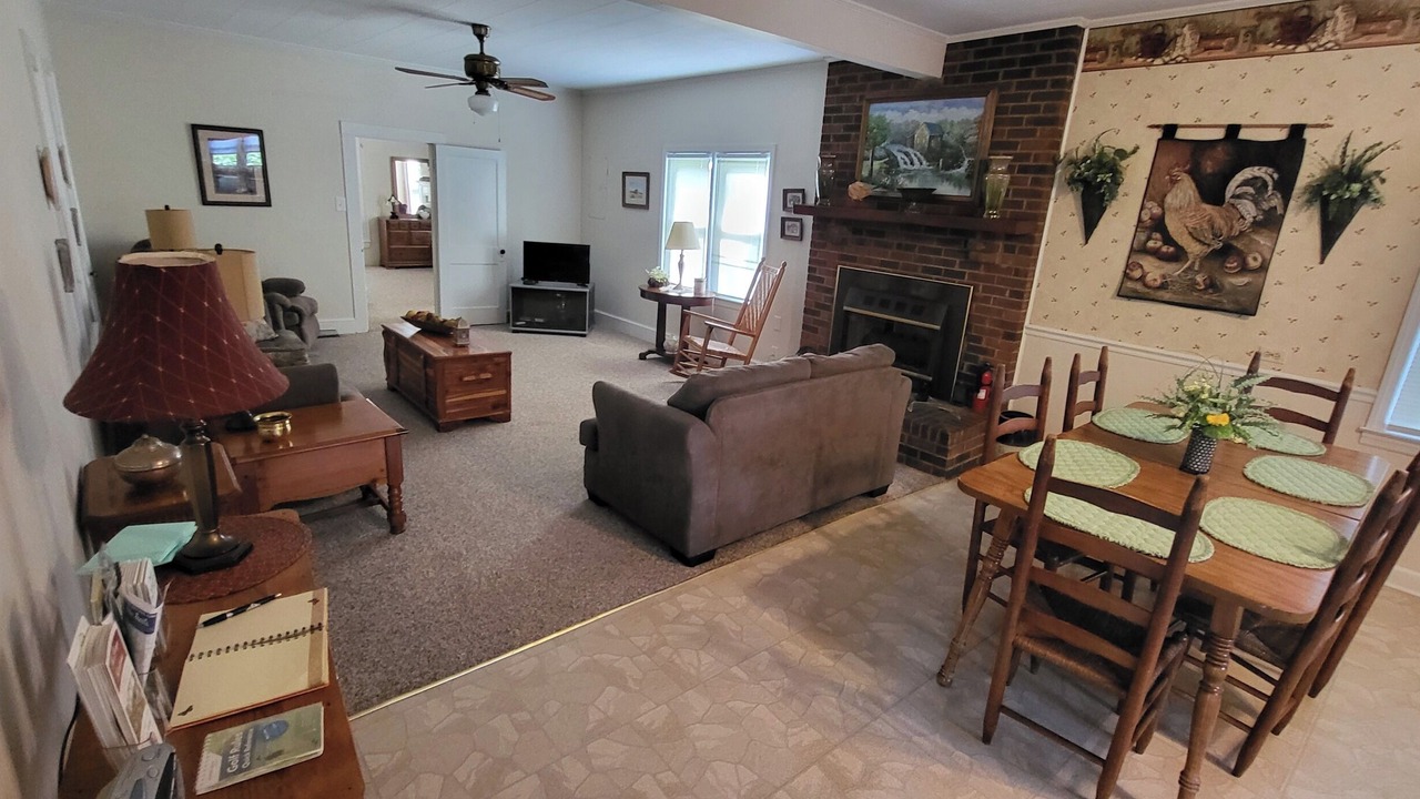 Photo of Livingroom in Stokes