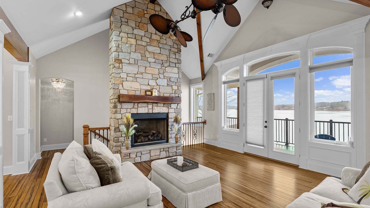 Photo of Livingroom in Morristown