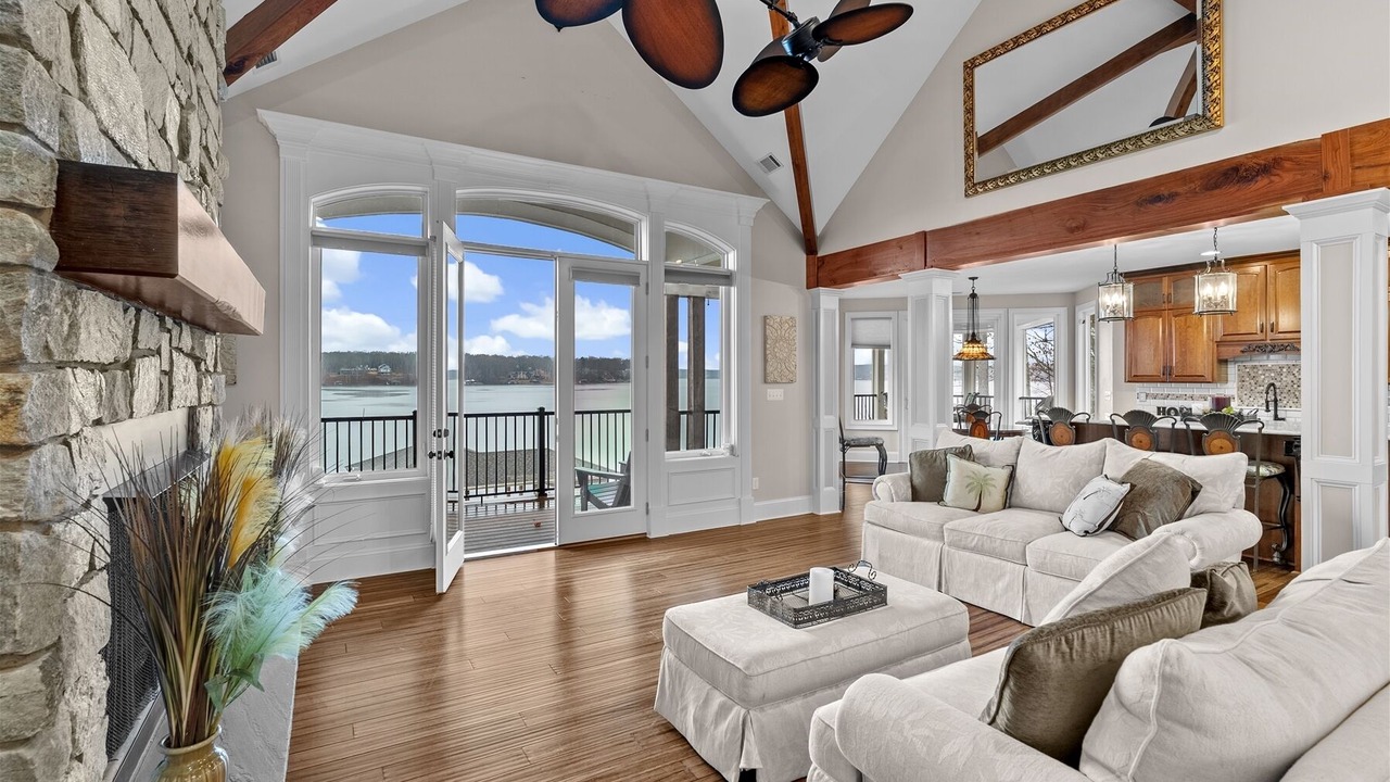 Photo of Livingroom in Morristown