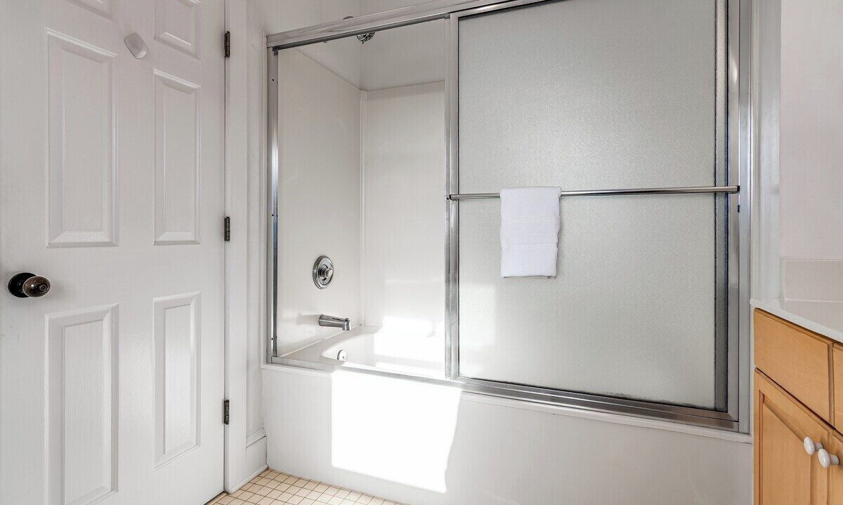 Photo of Bathroom in Killegray Ridge