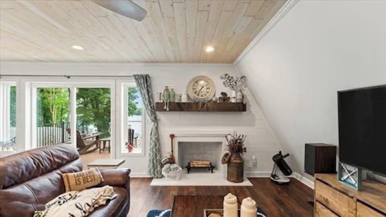 Photo of Livingroom in Decatur