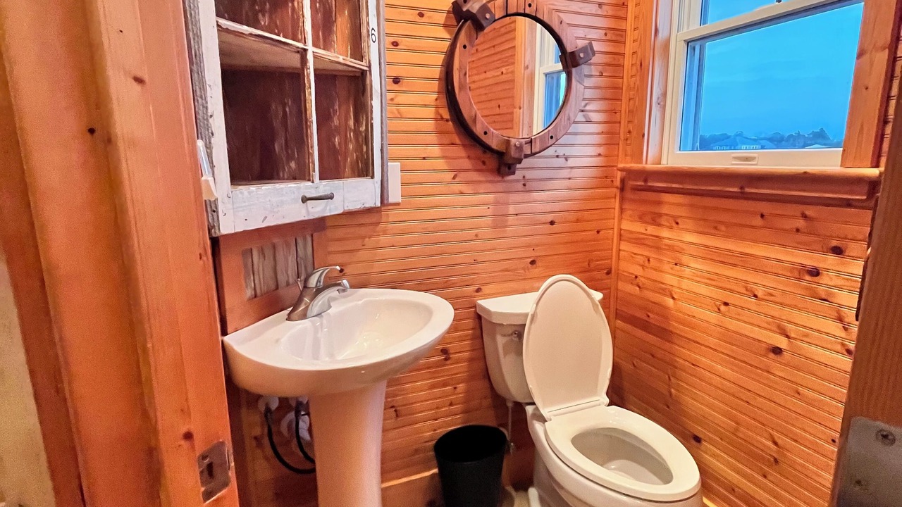 Photo of Bathroom in Nags Head