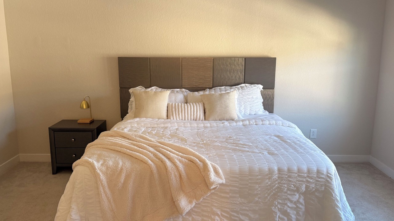 Photo of Bedroom in Deep Creek South