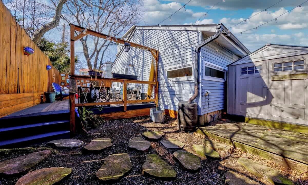 Photo of Outdoor in Willoughby Spit