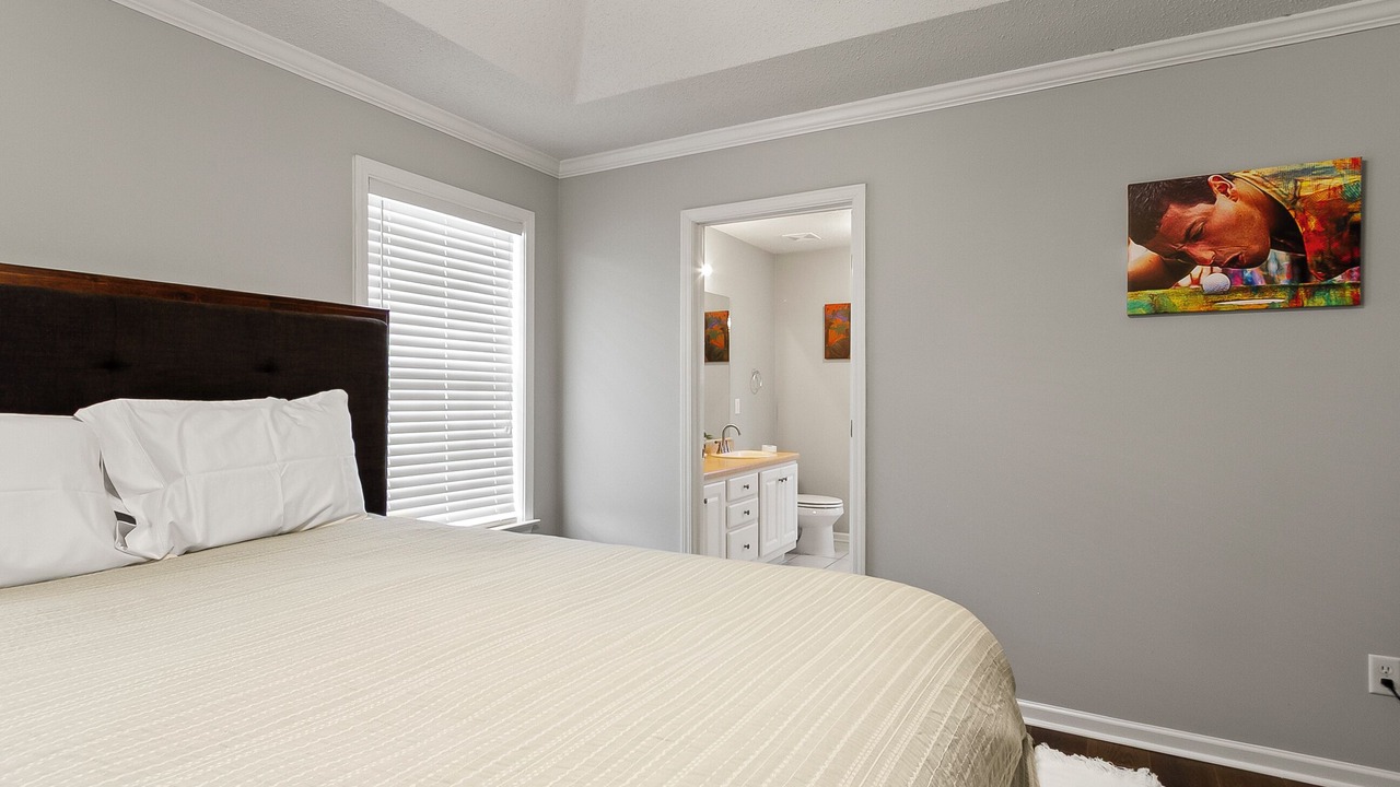 Photo of Bedroom in Northport