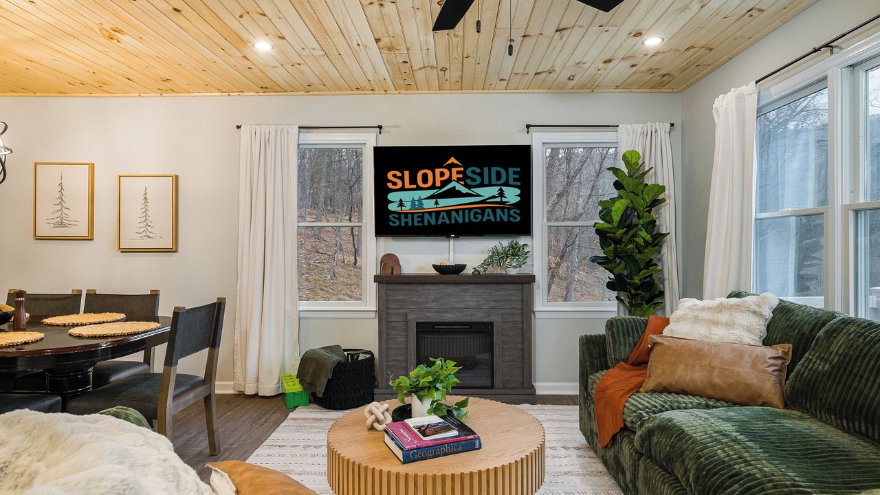 Photo of Livingroom in Massanutten