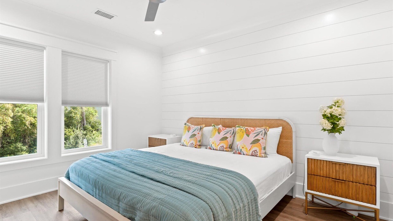 Photo of Bedroom in Long Beach