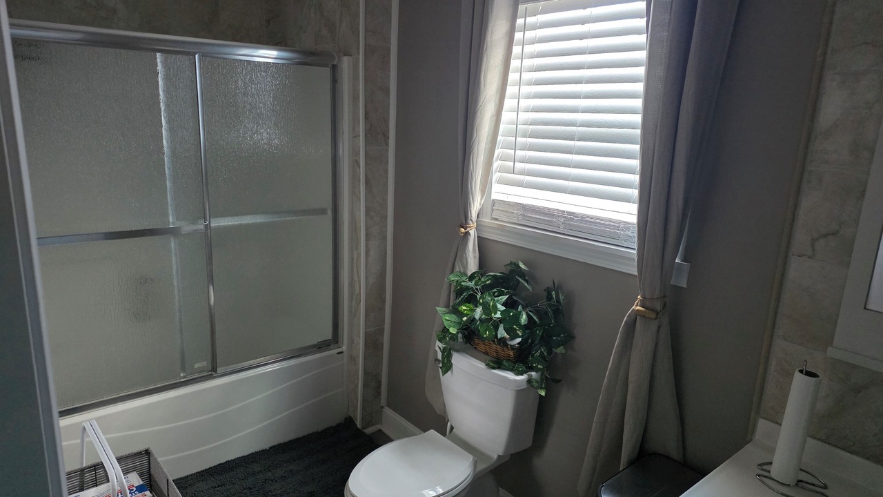 Photo of Bathroom in Cascade