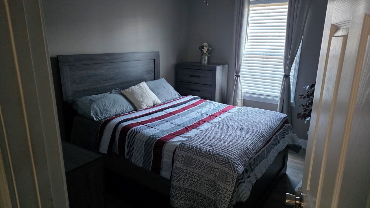 Photo of Bedroom in Cascade