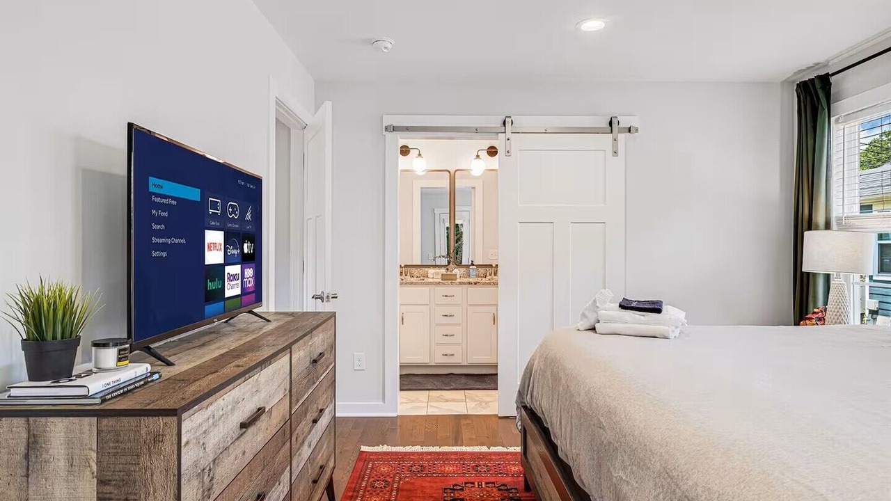 Photo of Bedroom in Asheville