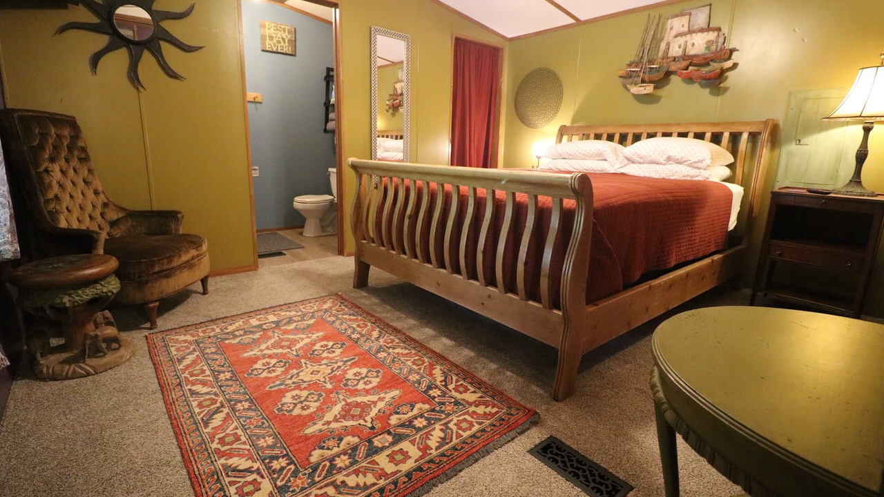 Photo of Bedroom in Crossville