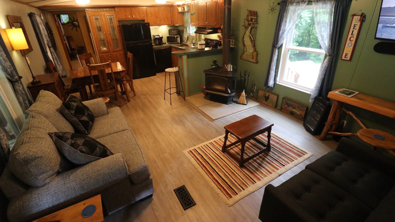 Photo of Livingroom in Crossville