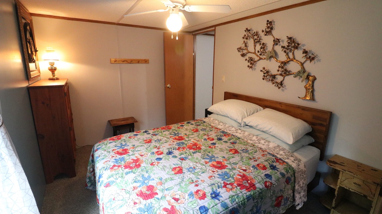 Photo of Bedroom in Crossville
