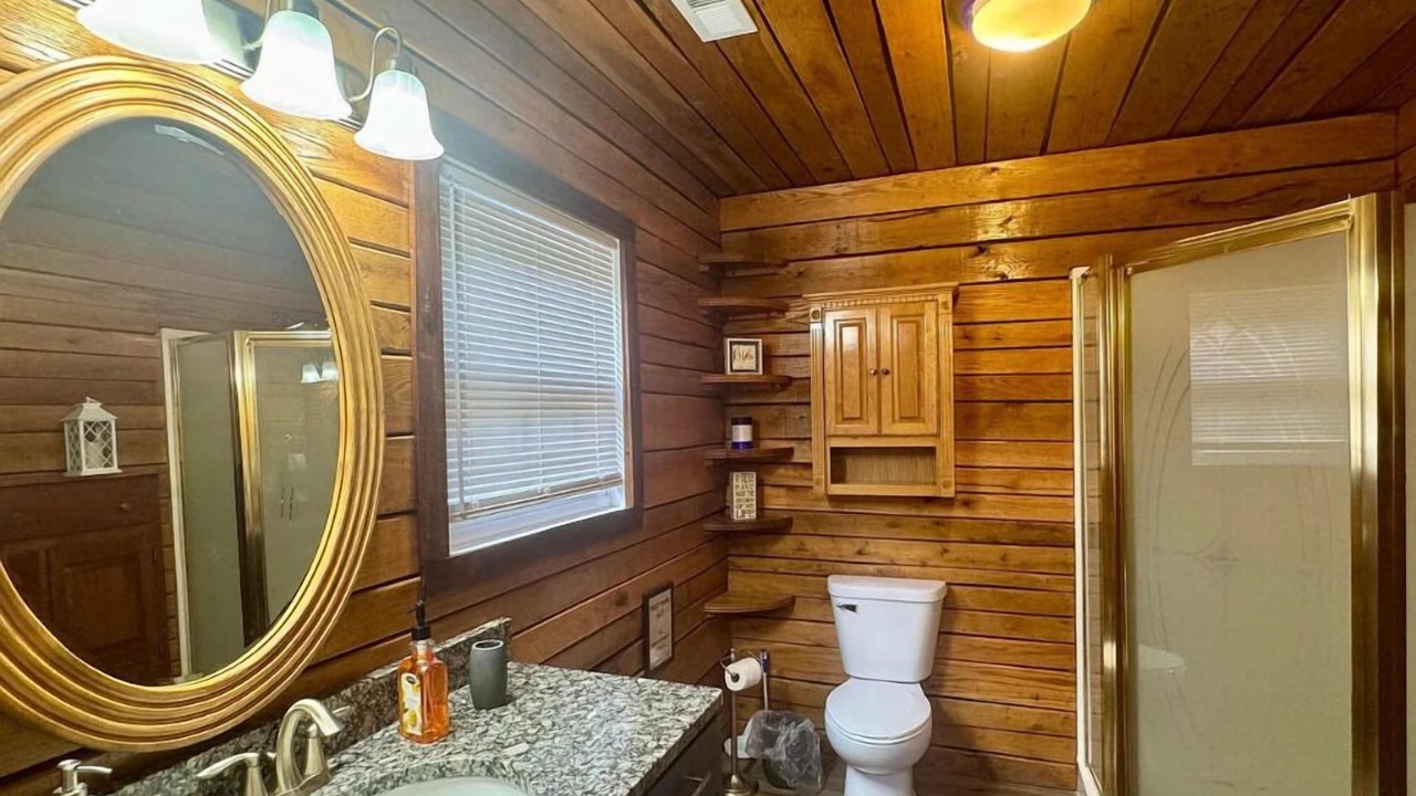 Photo of Bathroom in Big Creek