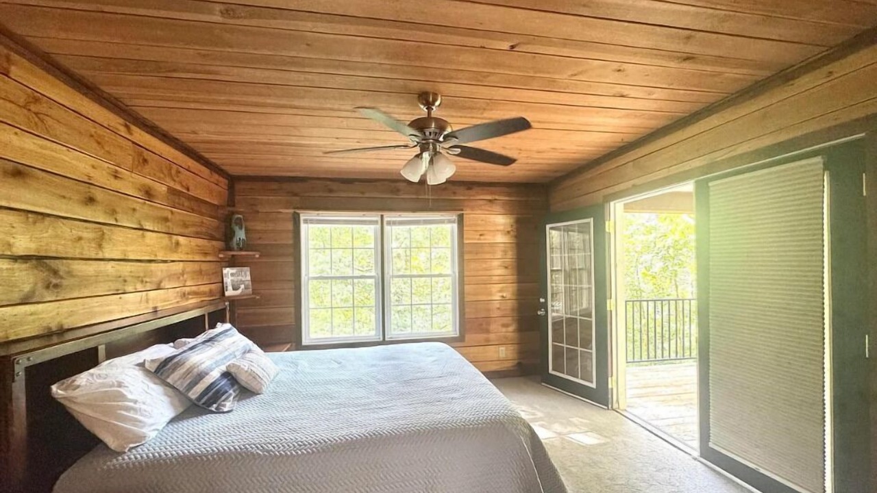 Photo of Bedroom in Big Creek