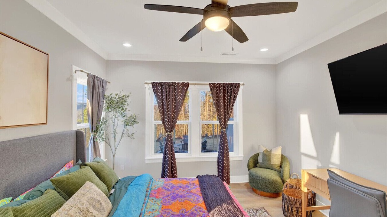 Photo of Bedroom in Rossville