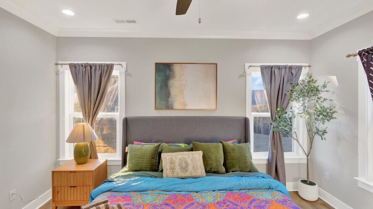 Photo of Bedroom in Rossville