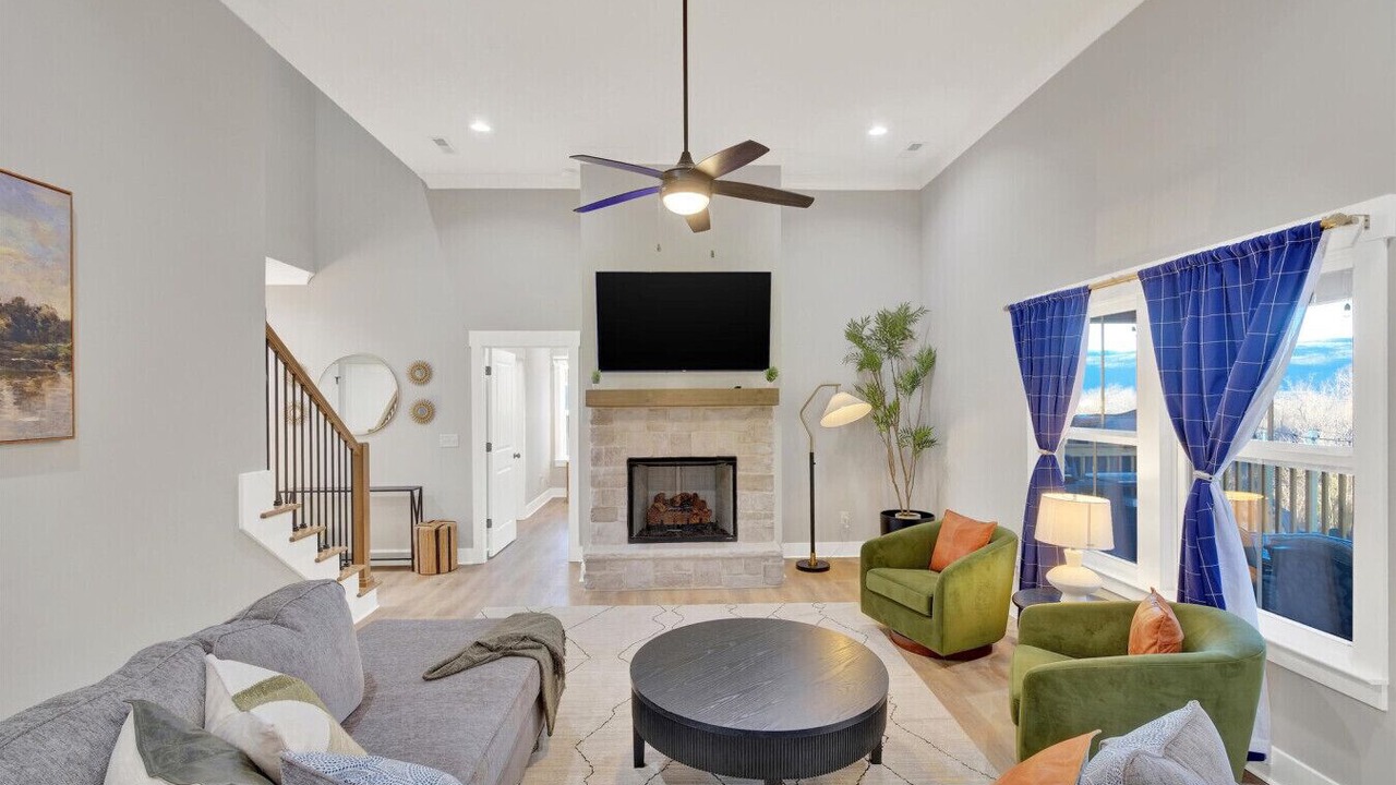 Photo of Livingroom in Rossville