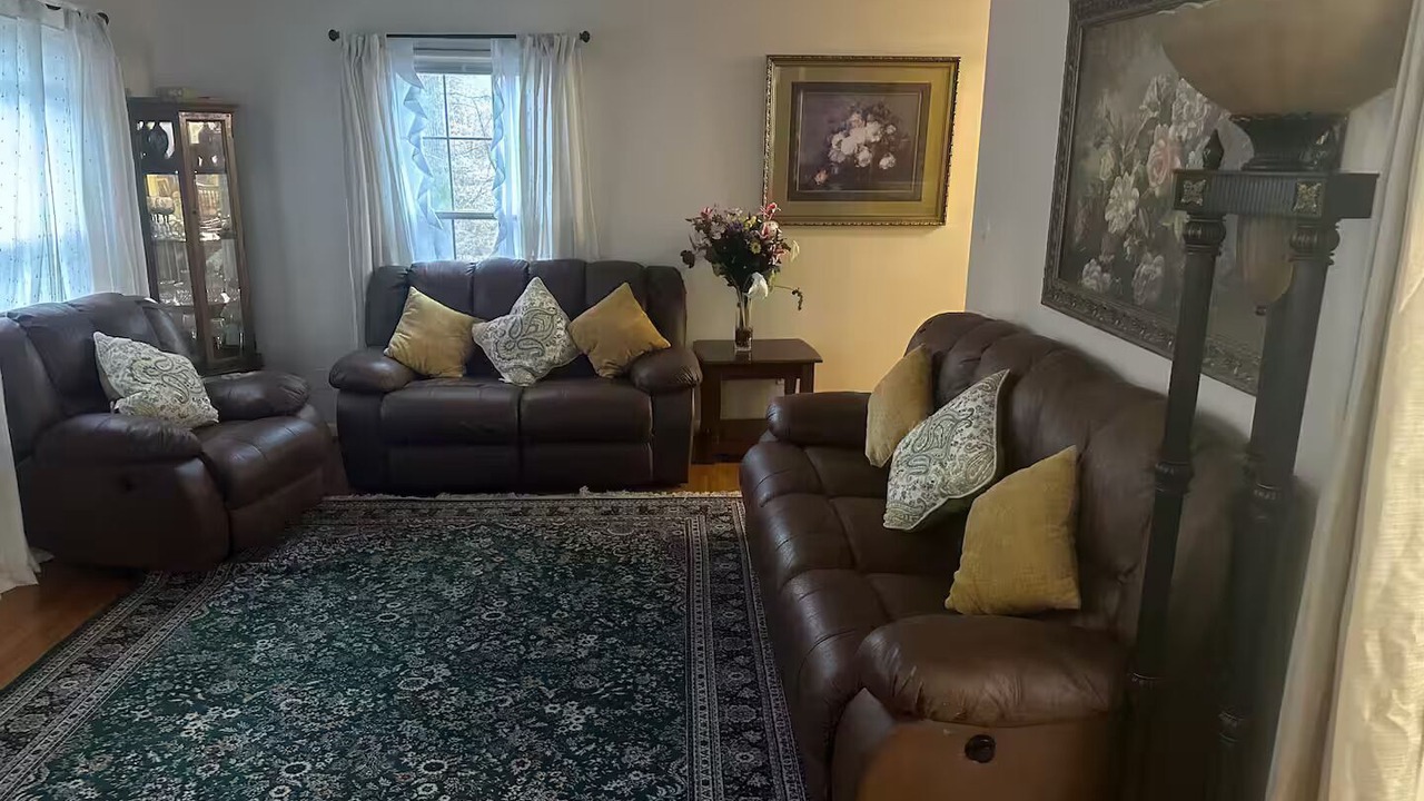 Photo of Livingroom in Danville