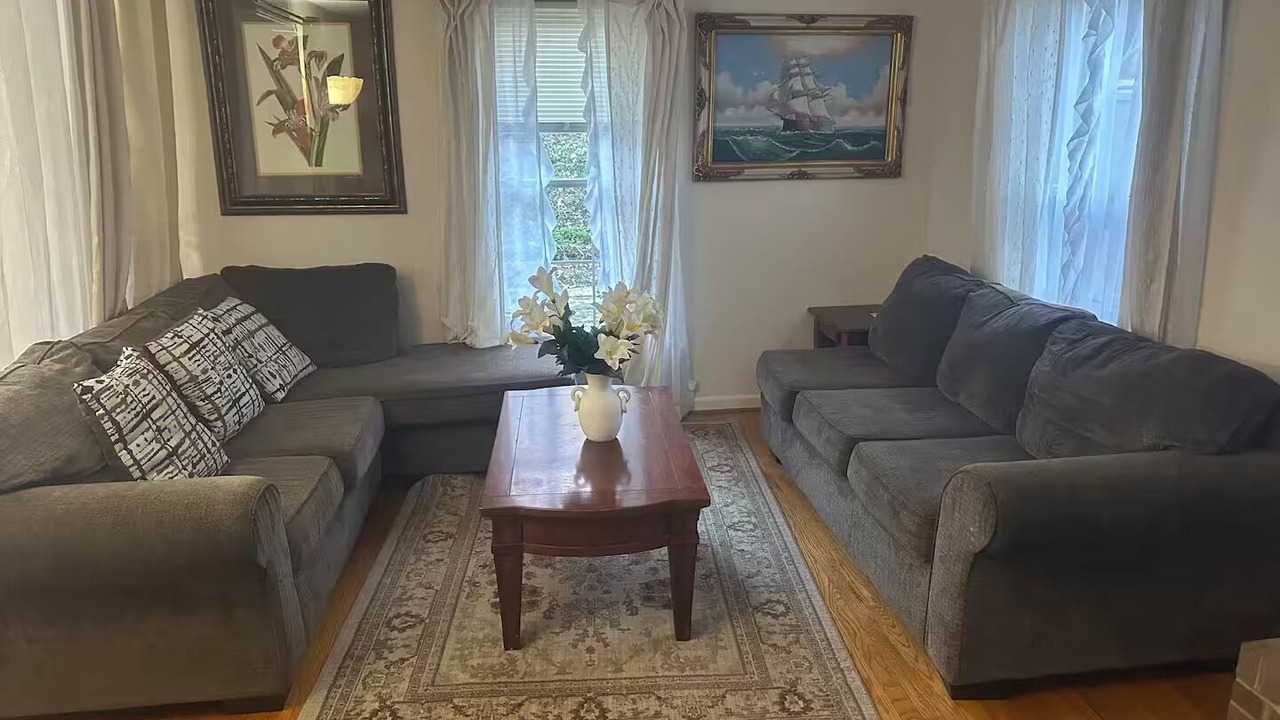 Photo of Livingroom in Danville