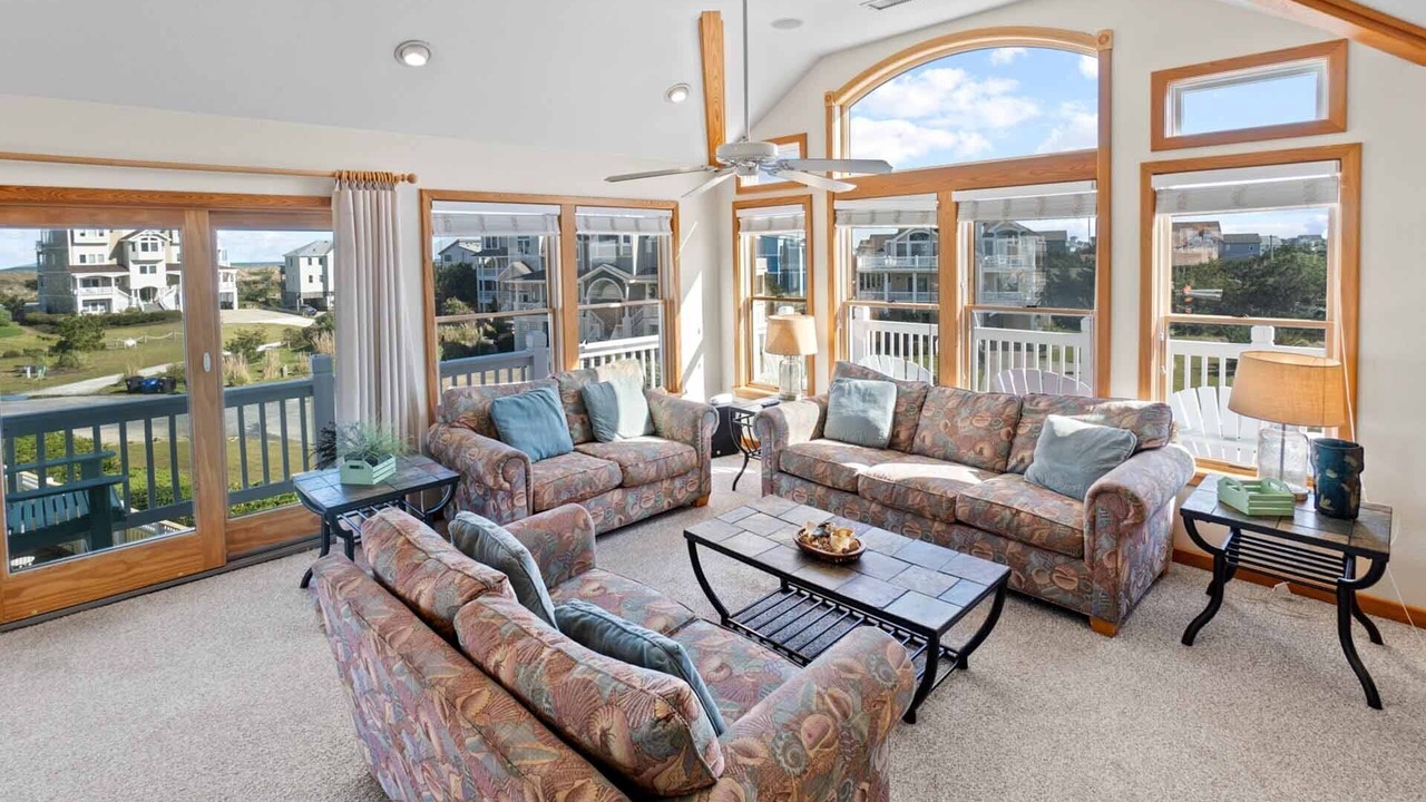 Photo of Livingroom in Ocean Isle Estates