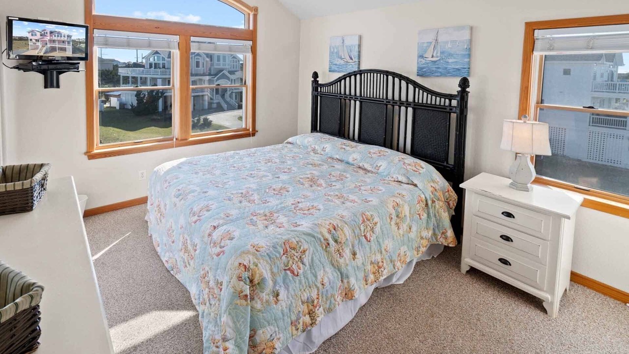 Photo of Bedroom in Ocean Isle Estates