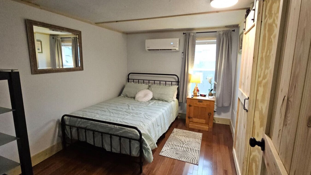 Photo of Bedroom in Arden