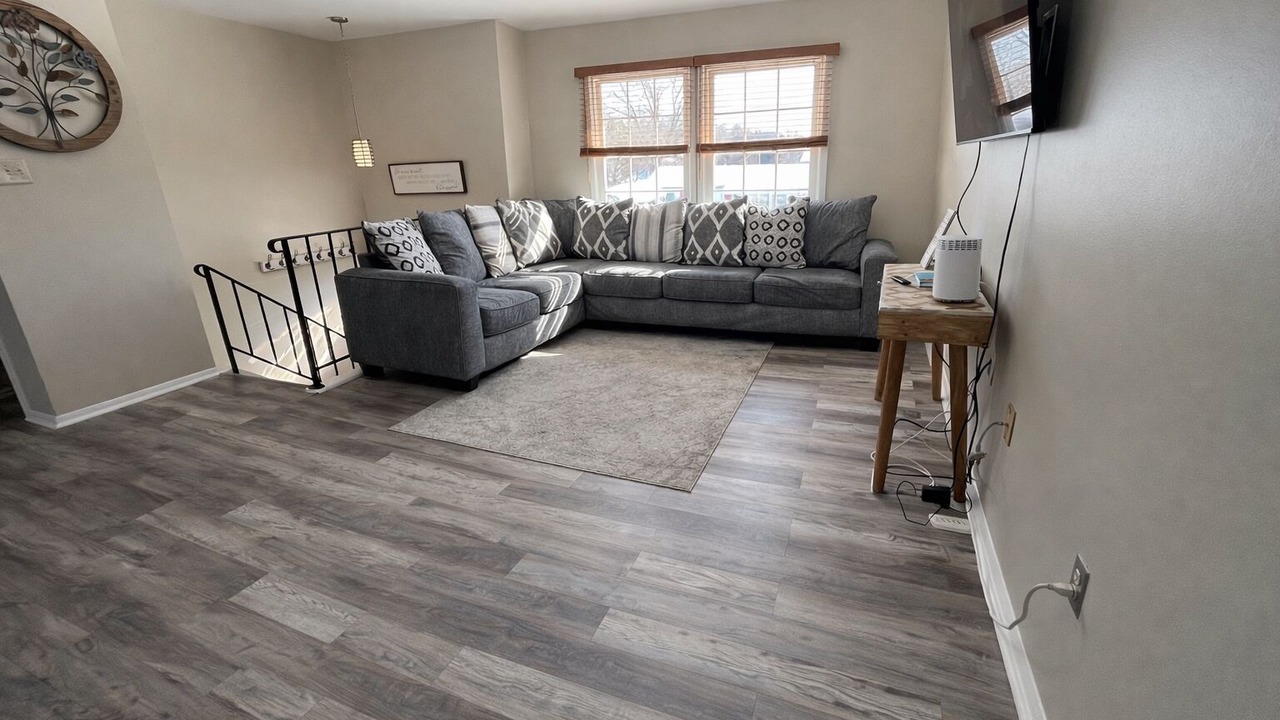 Photo of Livingroom in St. Charles