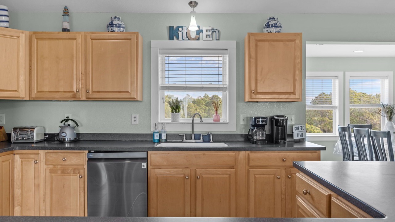 Photo of Kitchen in Wind Over Waves