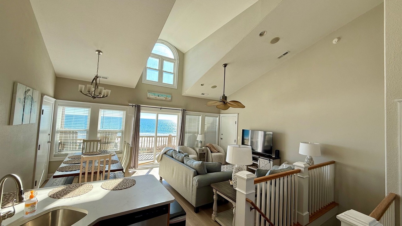 Photo of Livingroom in North Topsail Beach