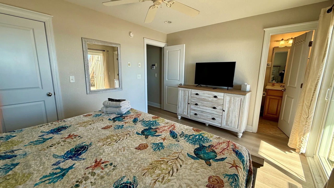 Photo of Bedroom in North Topsail Beach