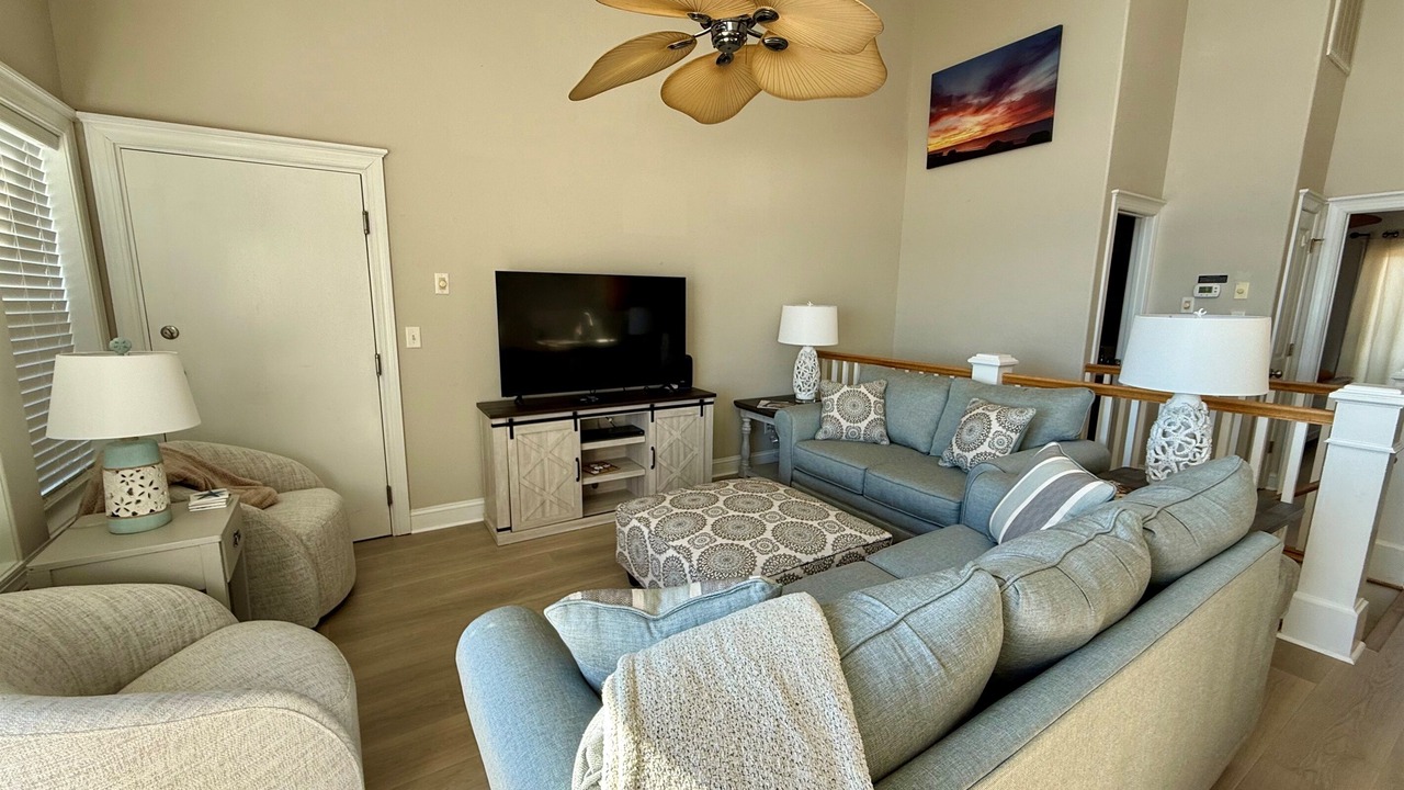 Photo of Livingroom in North Topsail Beach