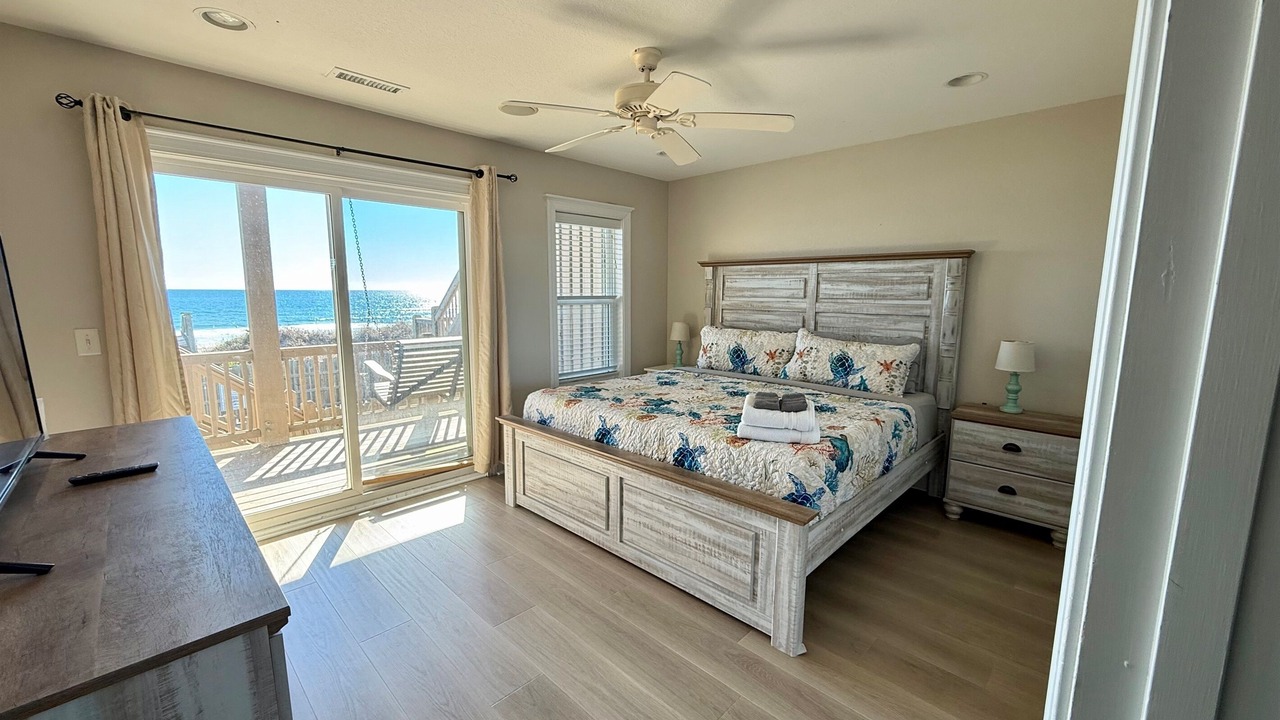Photo of Bedroom in North Topsail Beach
