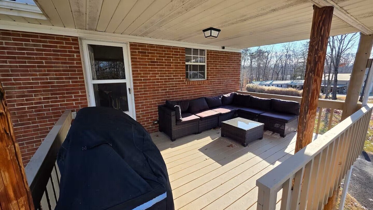 Photo of Patio Balcony in Monticello