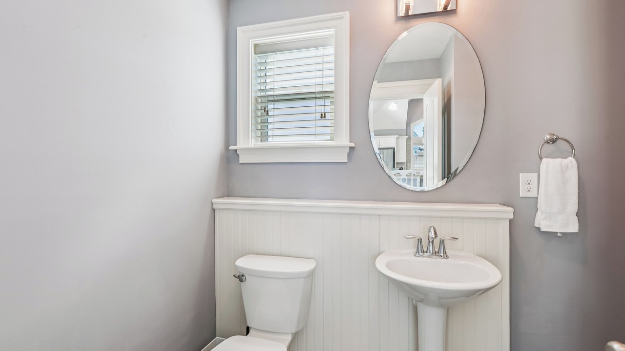 Photo of Bedroom in Whalehead Beach