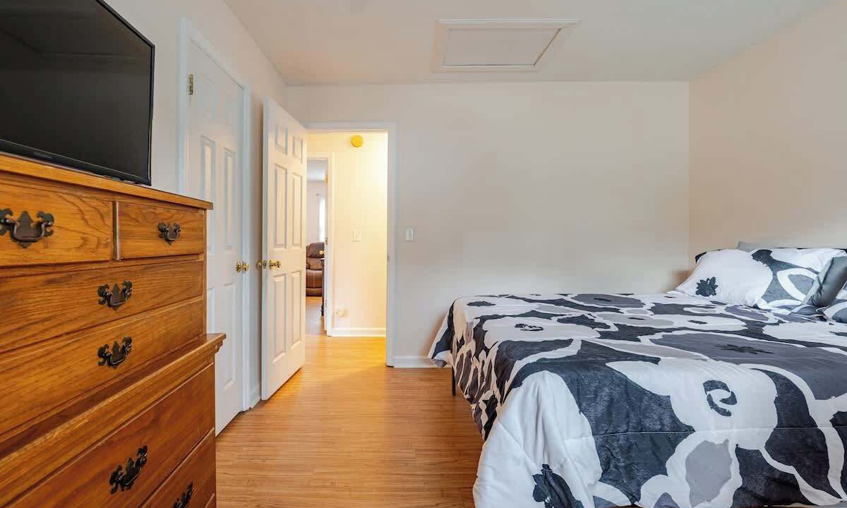 Photo of Bedroom in Greensboro