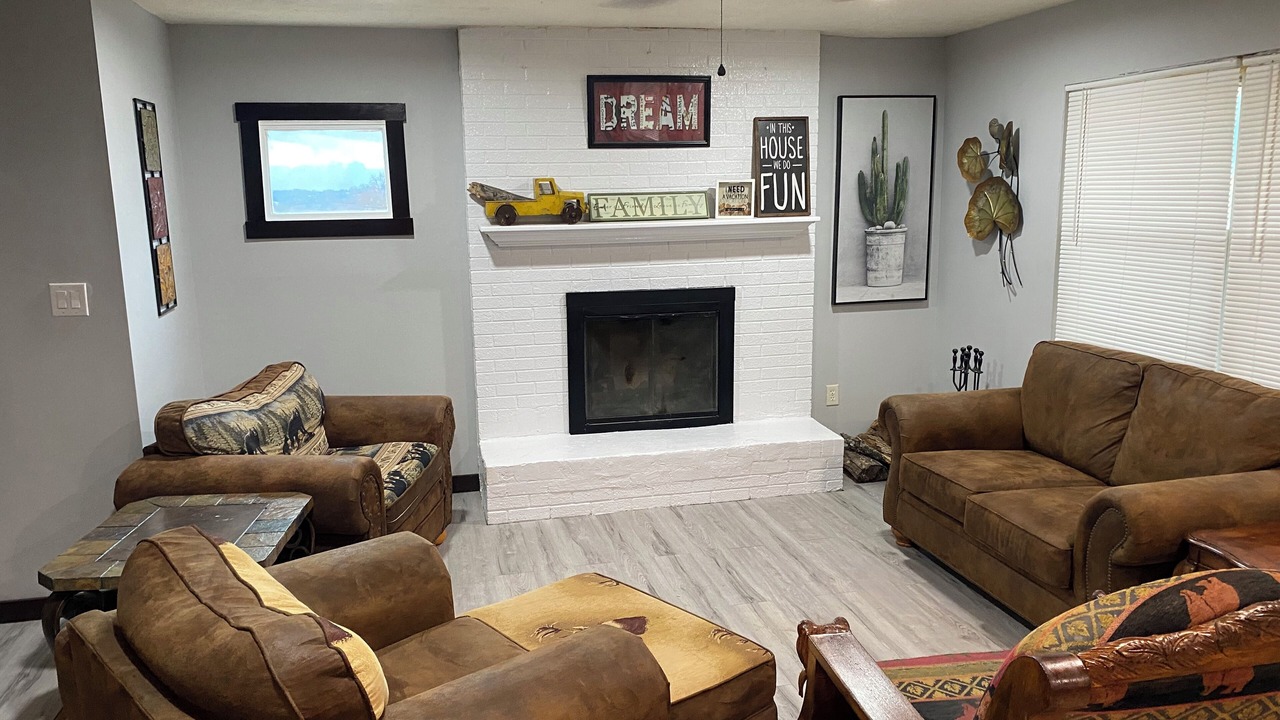 Photo of Livingroom in La Follette