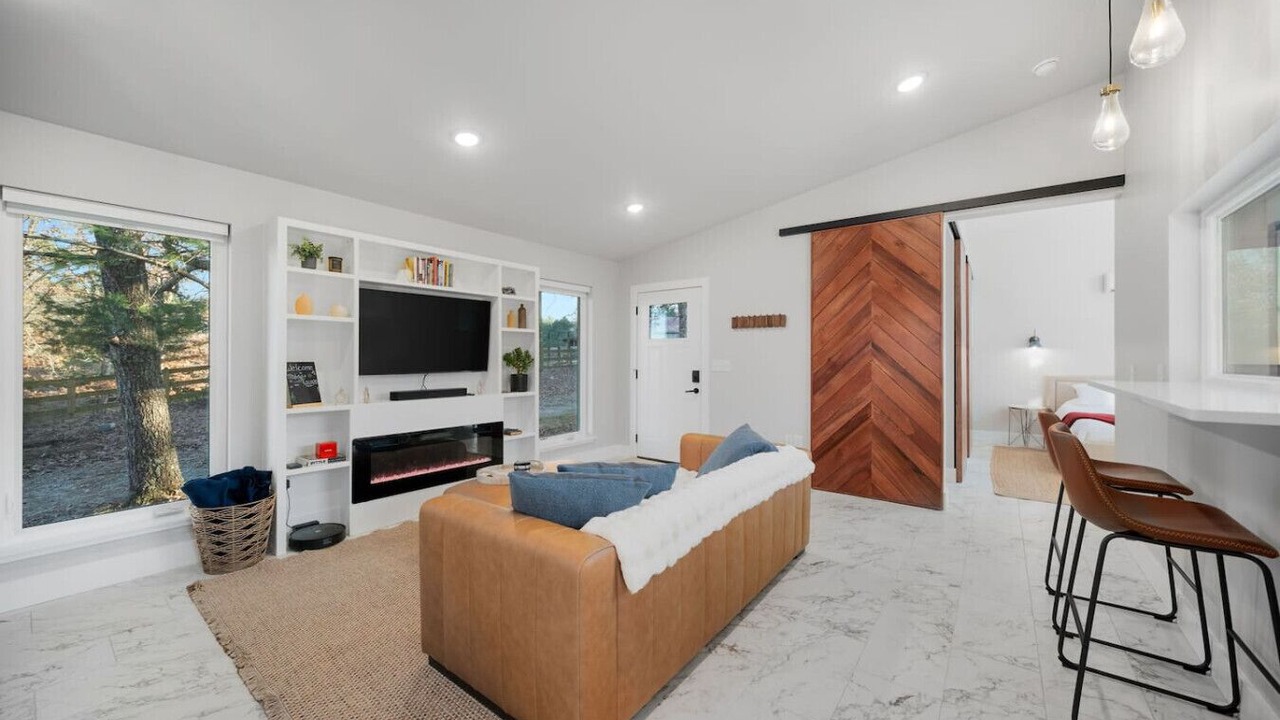 Photo of Livingroom in Jamestown