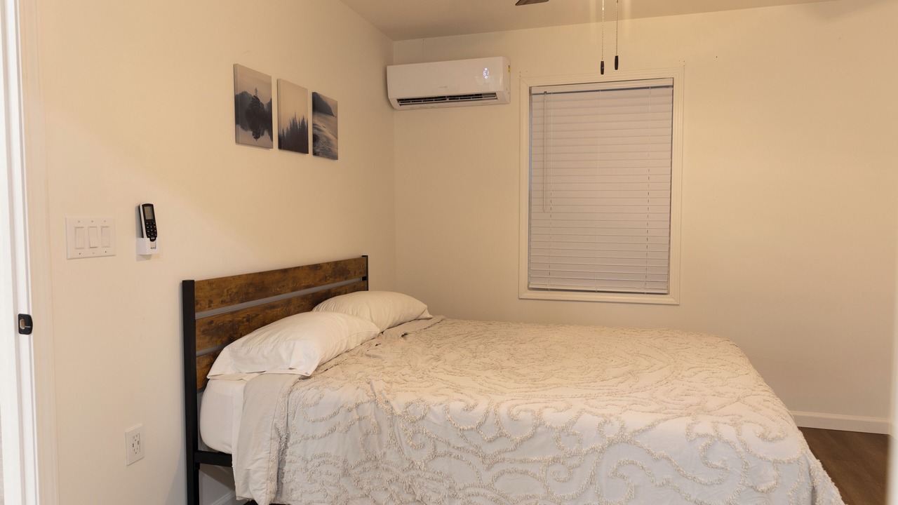 Photo of Bedroom in Jamestown