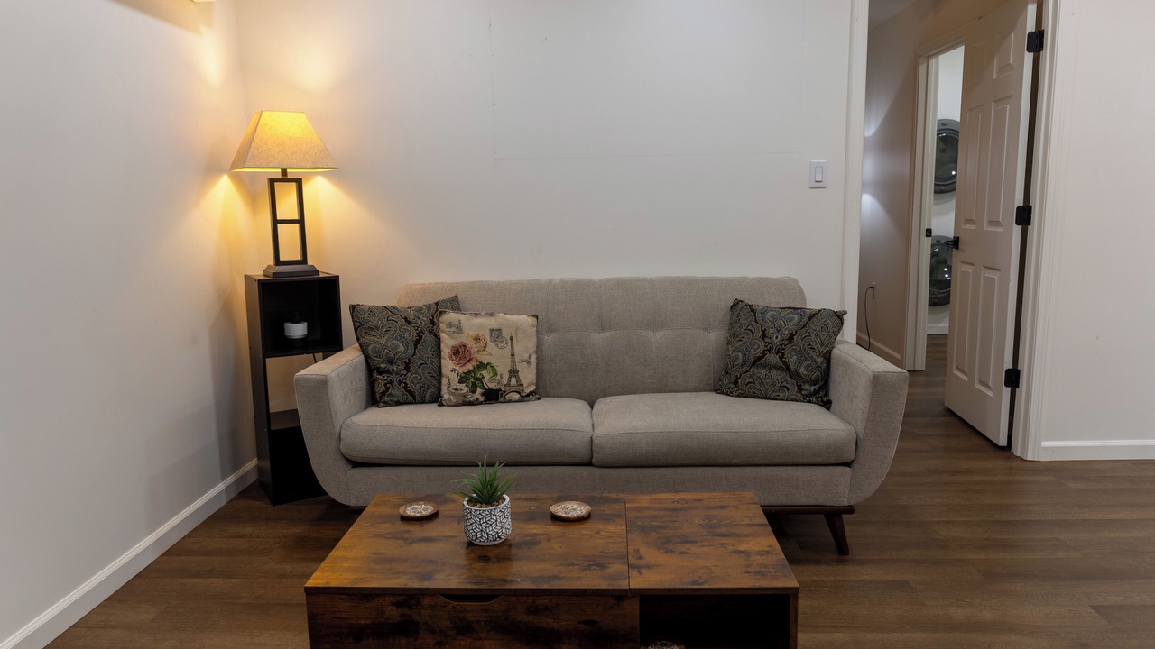 Photo of Livingroom in Jamestown