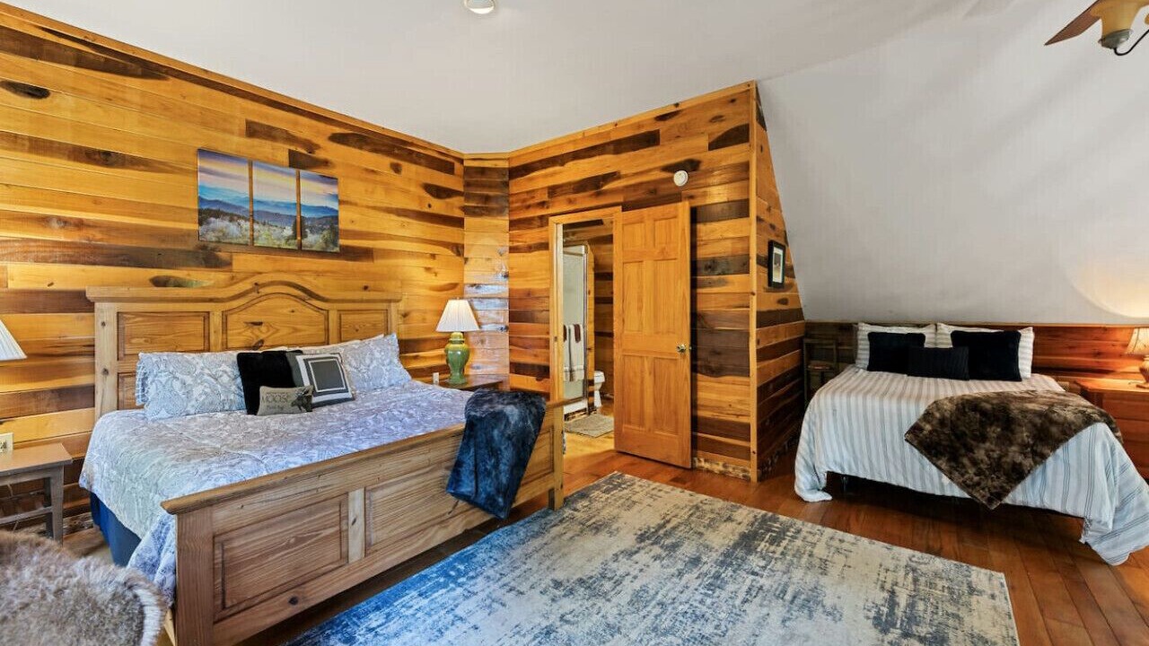 Photo of Bedroom in Maggie Valley