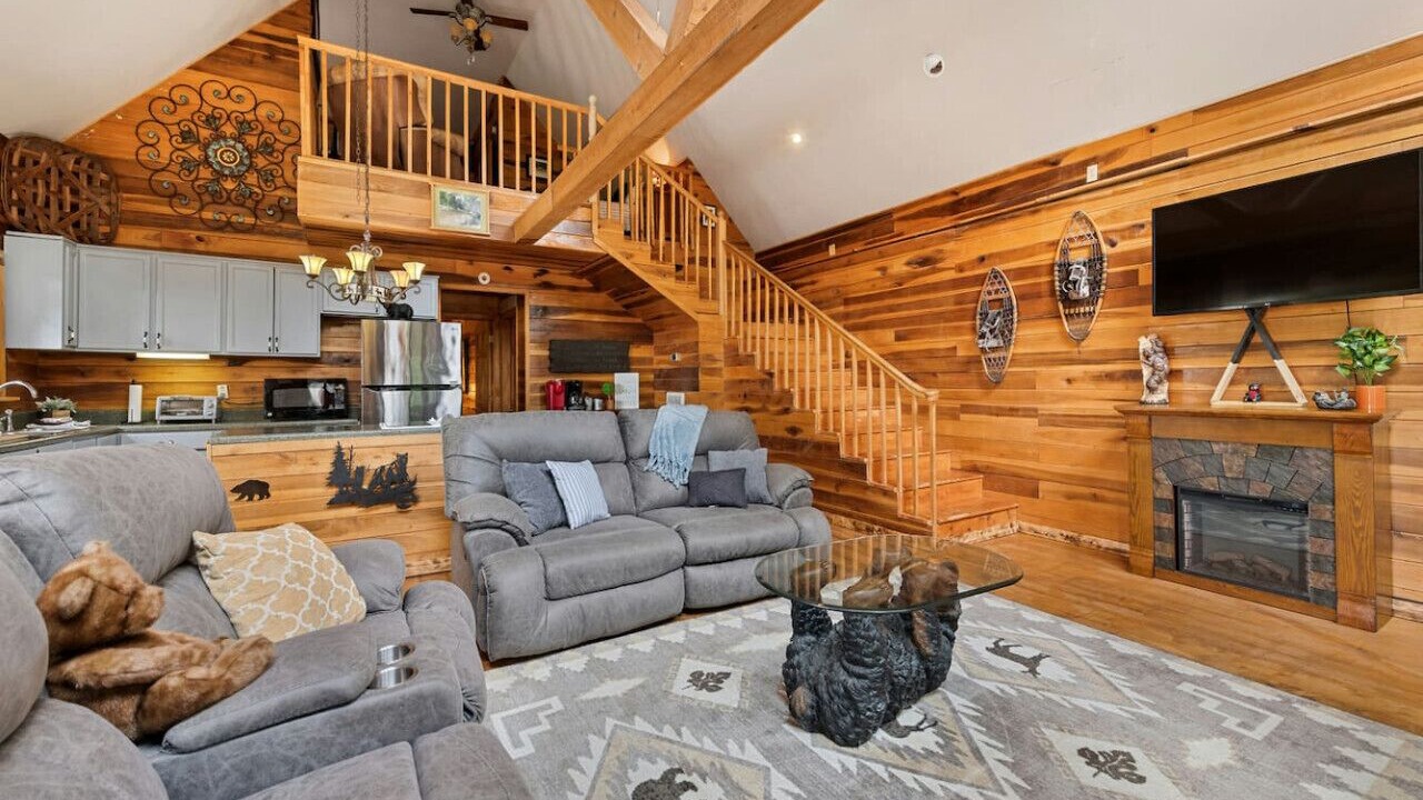 Photo of Livingroom in Maggie Valley