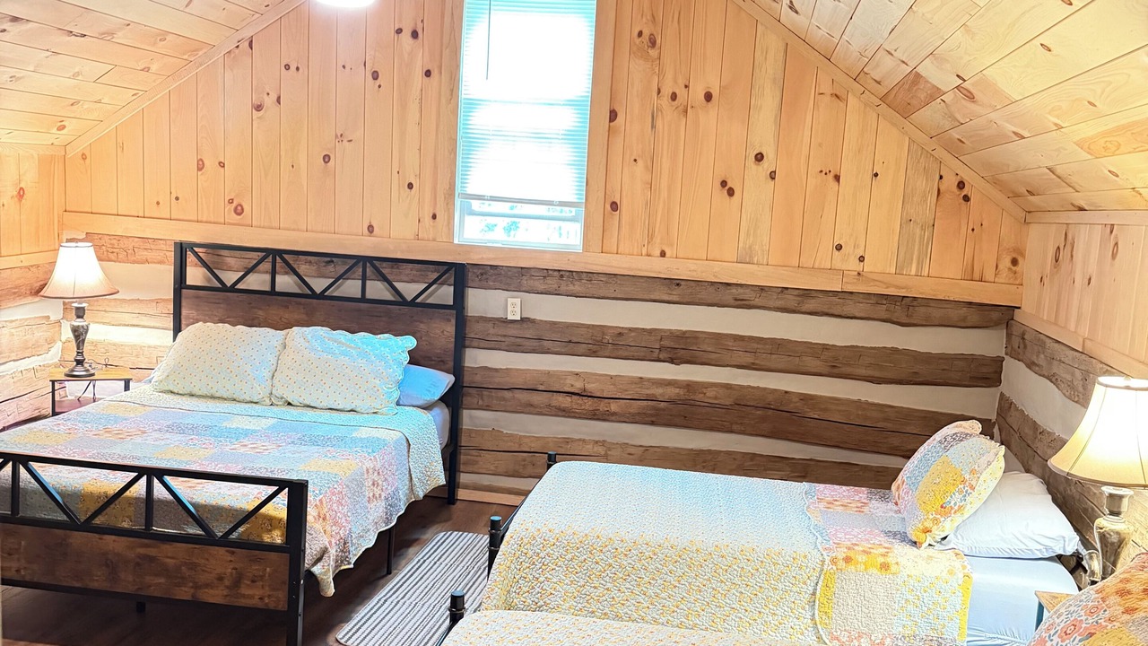 Photo of Bedroom in Lindside