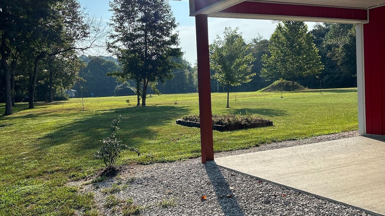 Photo of Outdoor in Reynolds Station