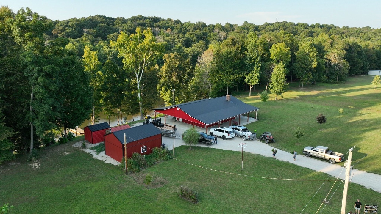Photo of Outdoor in Reynolds Station