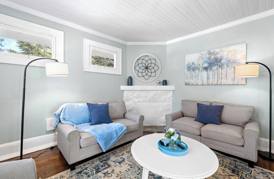 Photo of Livingroom in Terry Sanford