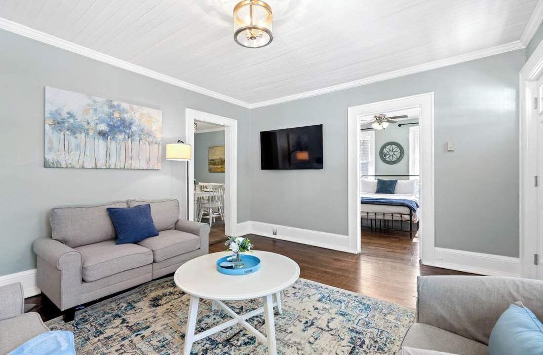 Photo of Livingroom in Terry Sanford