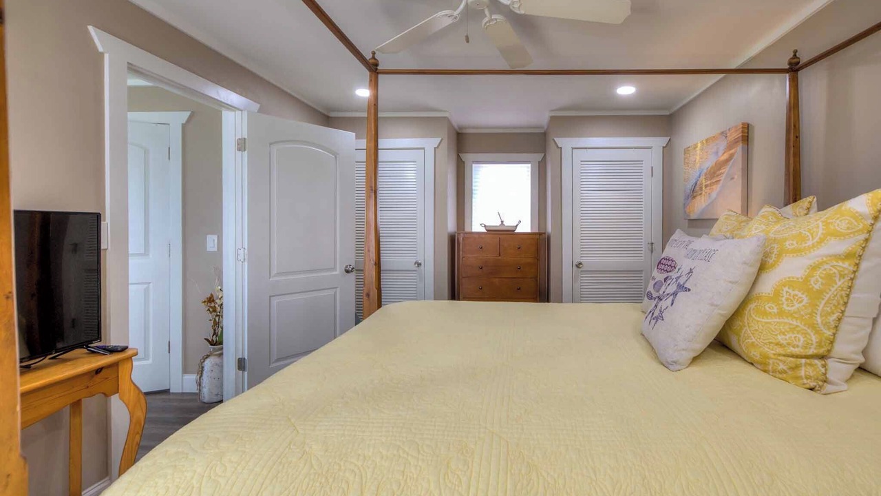 Photo of Bedroom in Supply